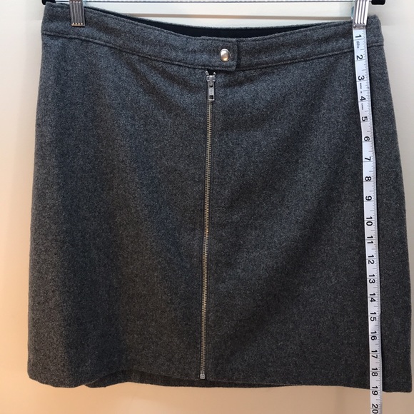 Madewell Gray Wool Mini Skirt with Full Length Front Zipper Size 12 - Picture 3 of 10